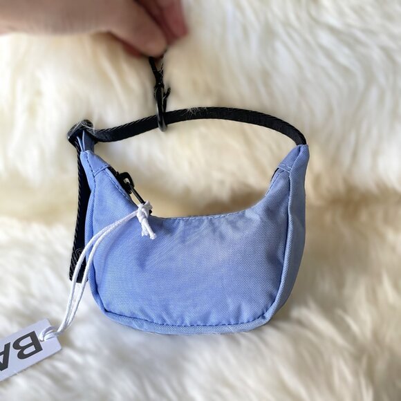 NWT Baggu Crescent Bag Charm - Cornflower - Picture 1 of 5